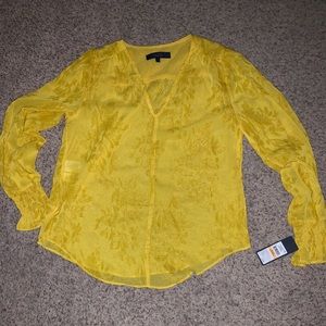 NWT Rachel Roy top, yellow glitter sz small